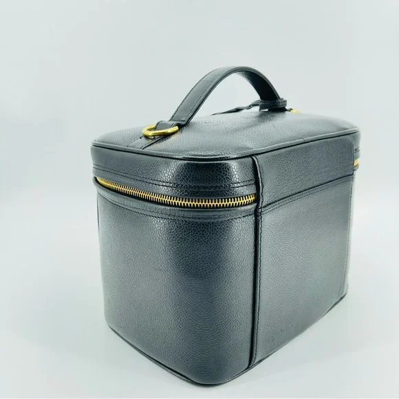 CHANEL Black Leather Vanity Crossbody with Gold-Tone Lock - Picture 7 of 13